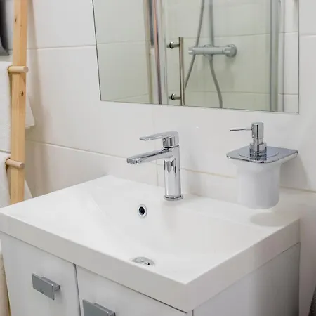 Cristine Apartamento